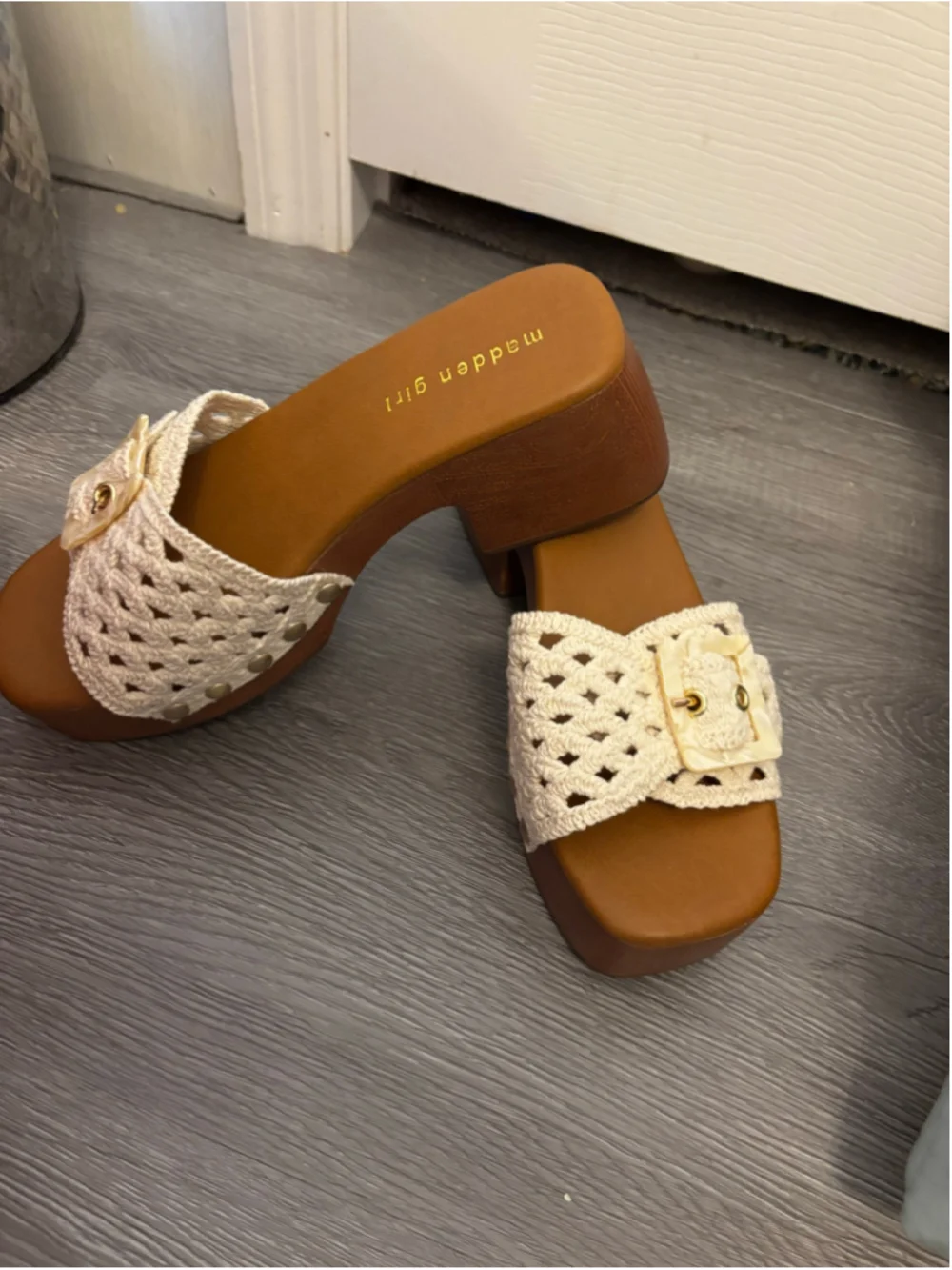 Madden Girl Platform Sandals Beige Brown Size 7.5